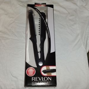 REVLON STYLE EXPERT TWIST TO CRIMP STYLING IRON